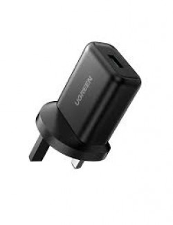 UGREEN CD122-70165 18W Fast Charging Power Adapter with QC3.