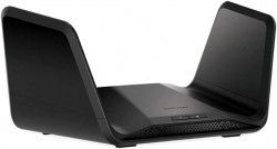 NETGEAR Nighthawk (RAX70) 8-Stream Tri-band AX8 WiFi 6 Route