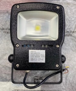 BRITZ 10W 6500K IP65 OUTDOOR LED FLOOD LIGHT