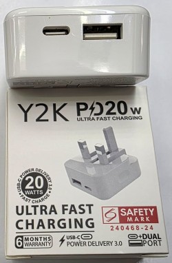 Y2K PD20W FAST CHARGING WHITE MINI USB & USB-C ADAPTER